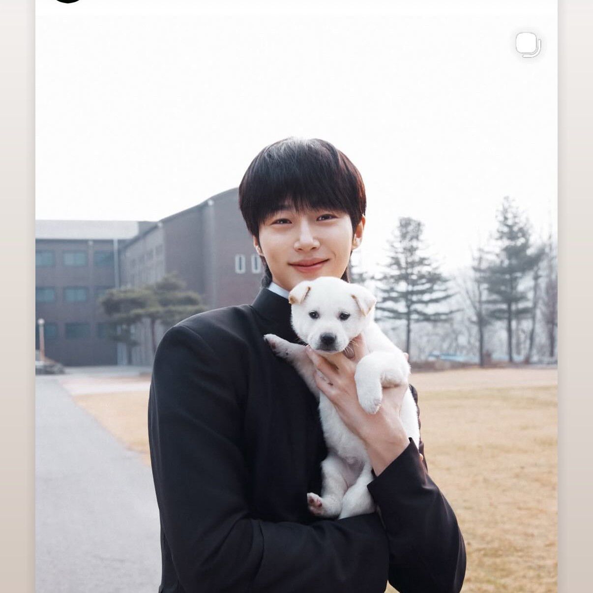 Recent activity shot of Byeon Wooseok