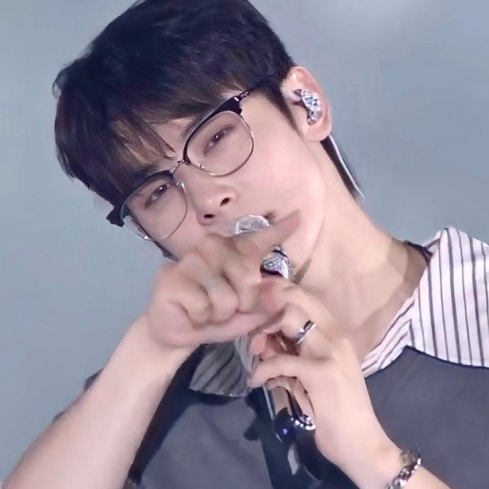 Momen yang diabadikan oleh penggemar Cha Eunwoo