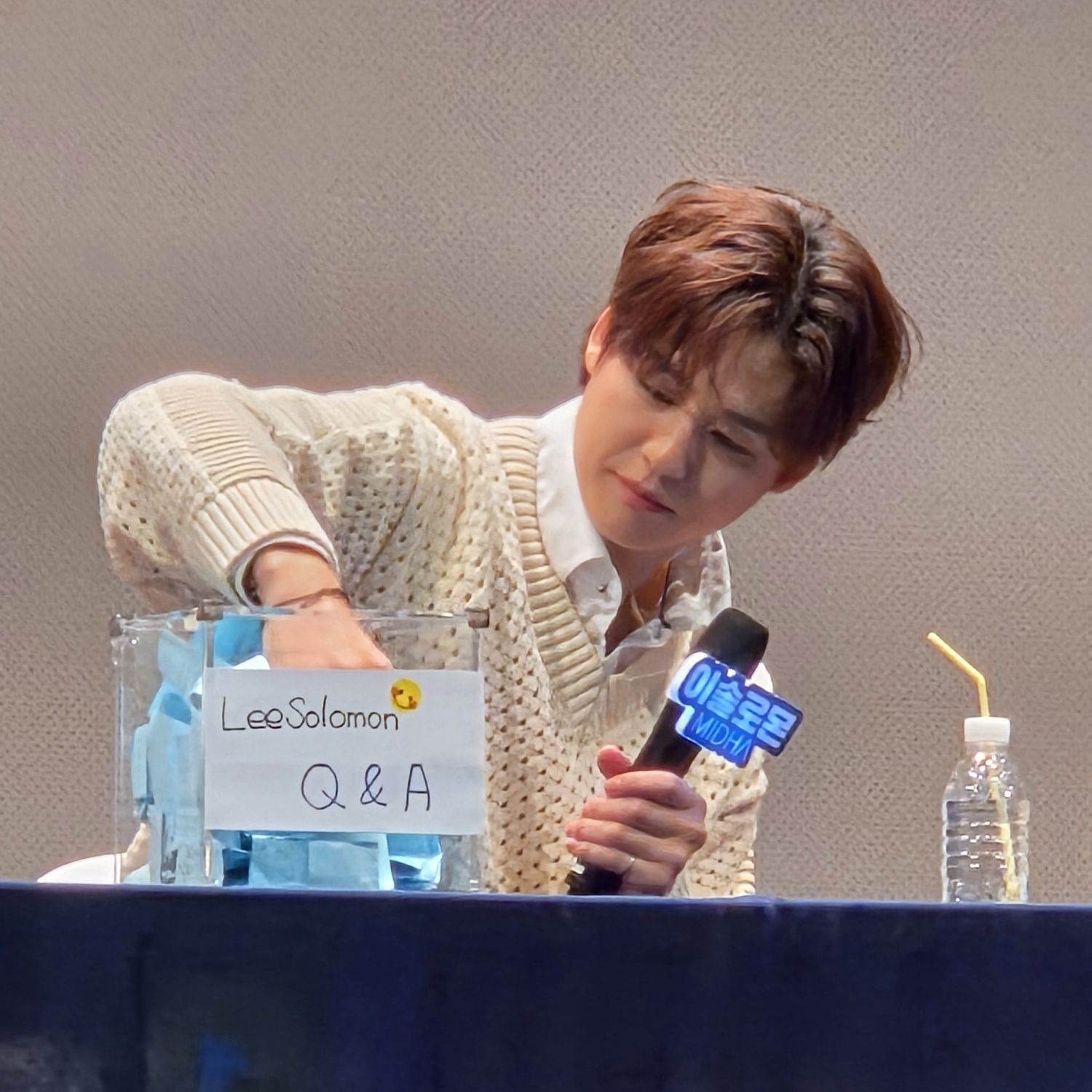 Behind-the-scenes cut of Lee Solomon