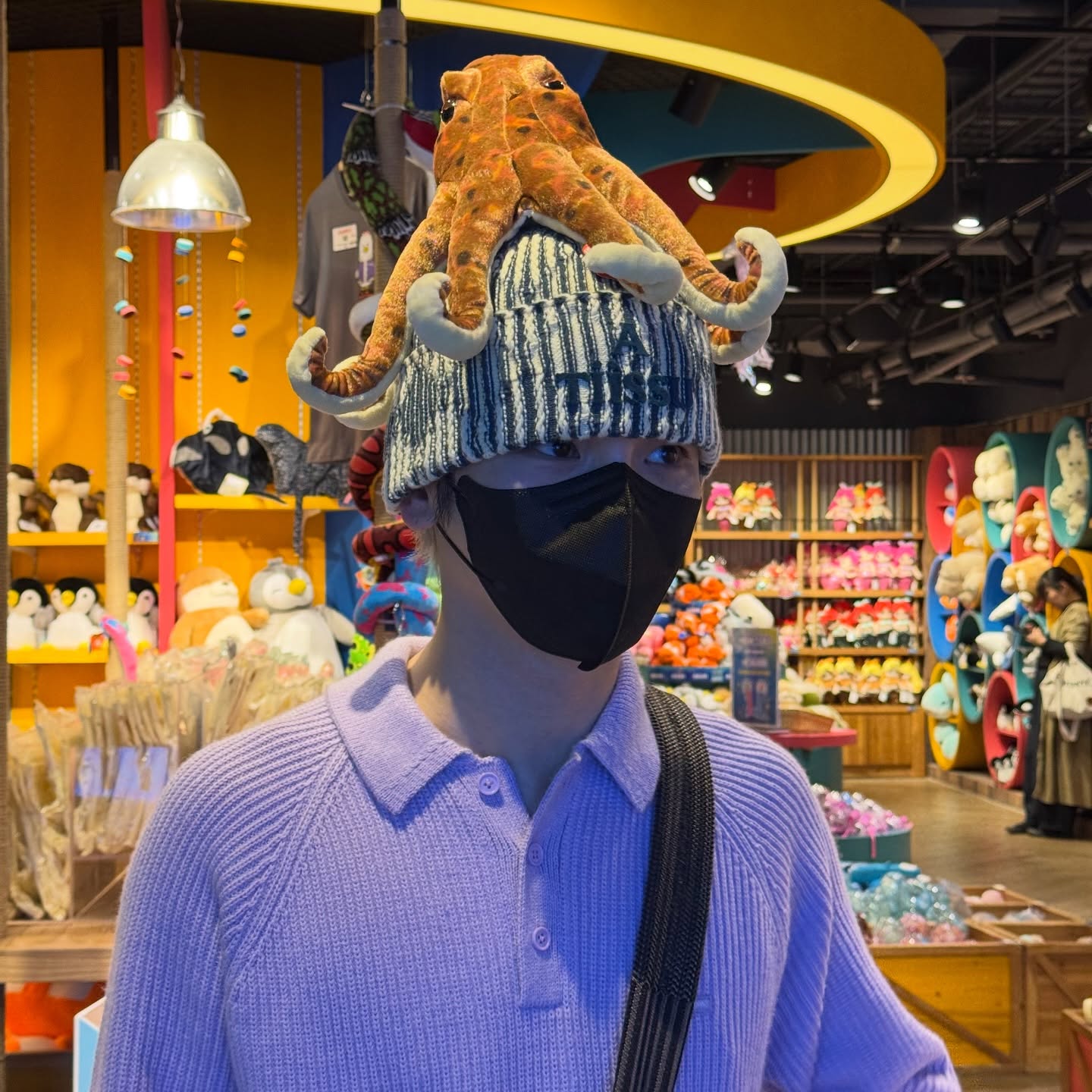 Behind-the-scenes cut of Key