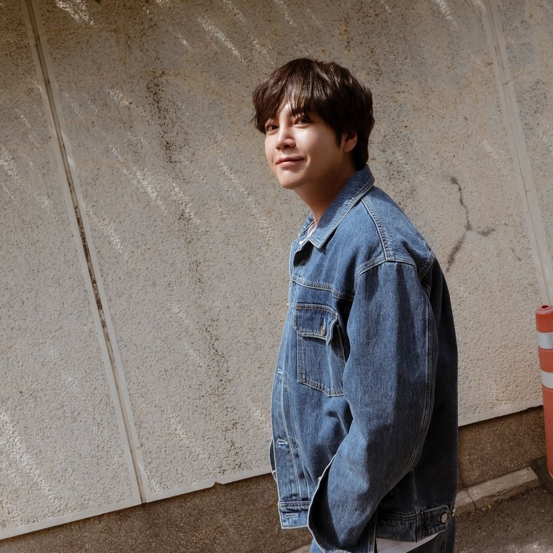 Behind-the-scenes cut of Jang Geunsuk