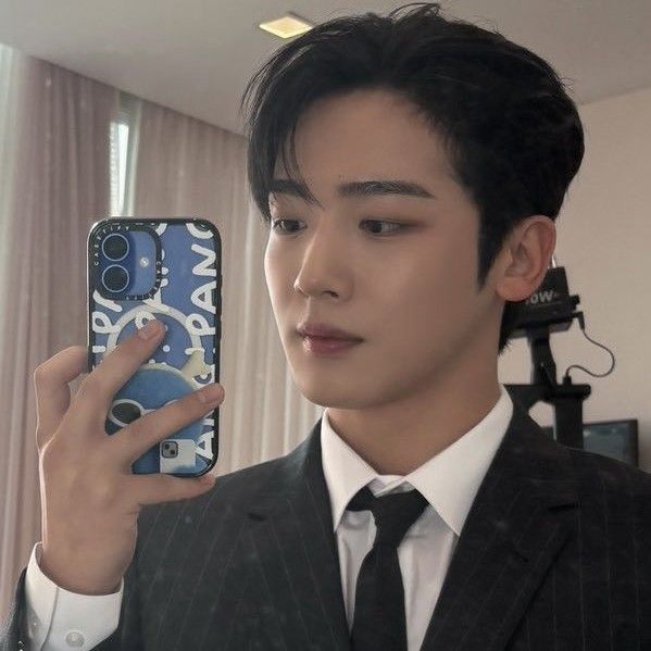 Momen yang diabadikan oleh penggemar Kim Yohan