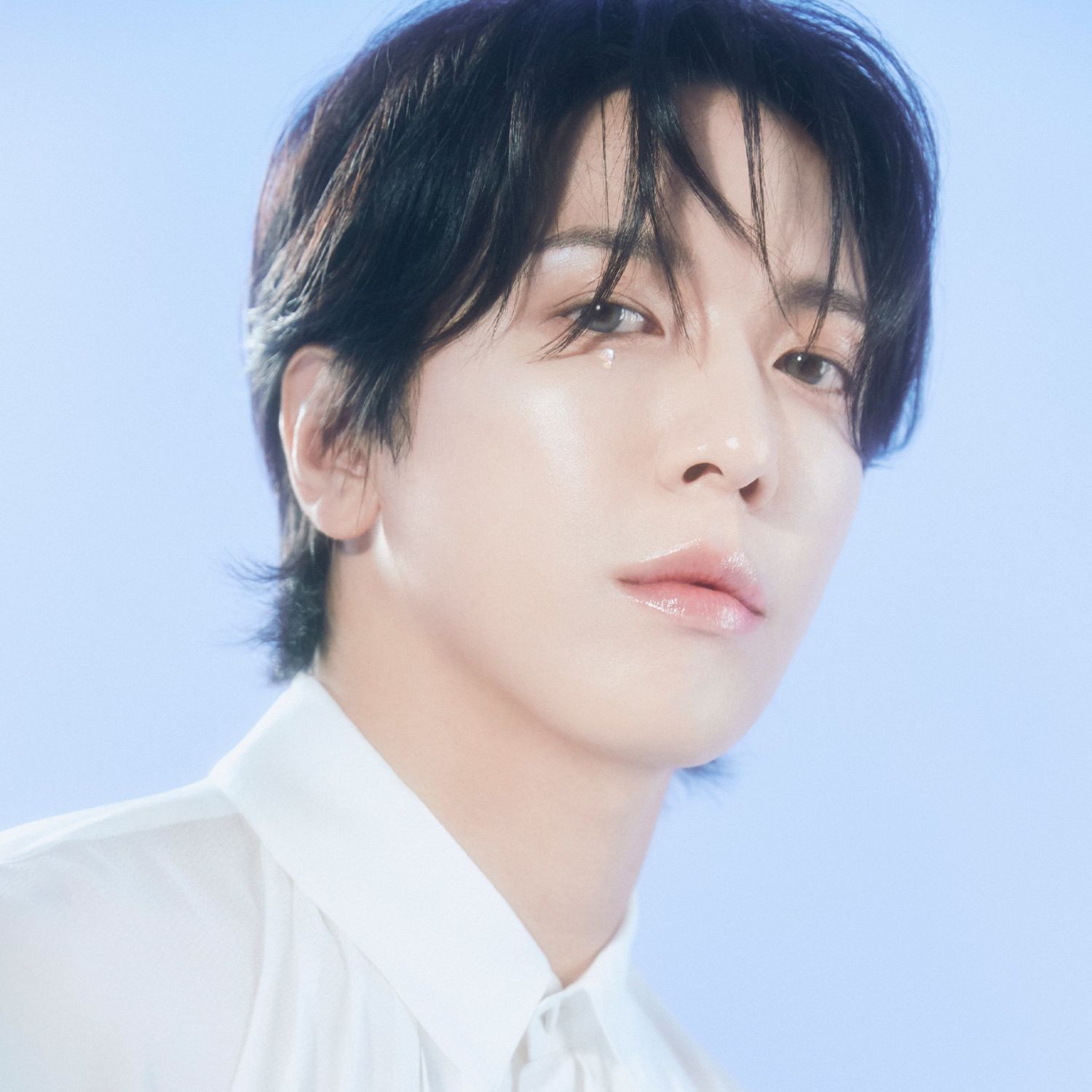 Latest photo of Jung Yonghwa