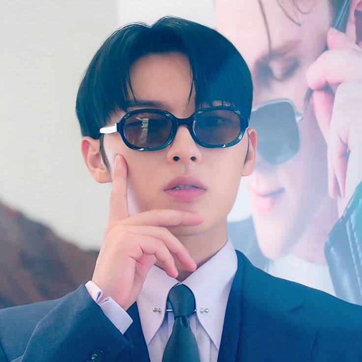 최현욱의 비하인드 컷