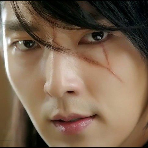 Recent activity shot of Lee Joongi