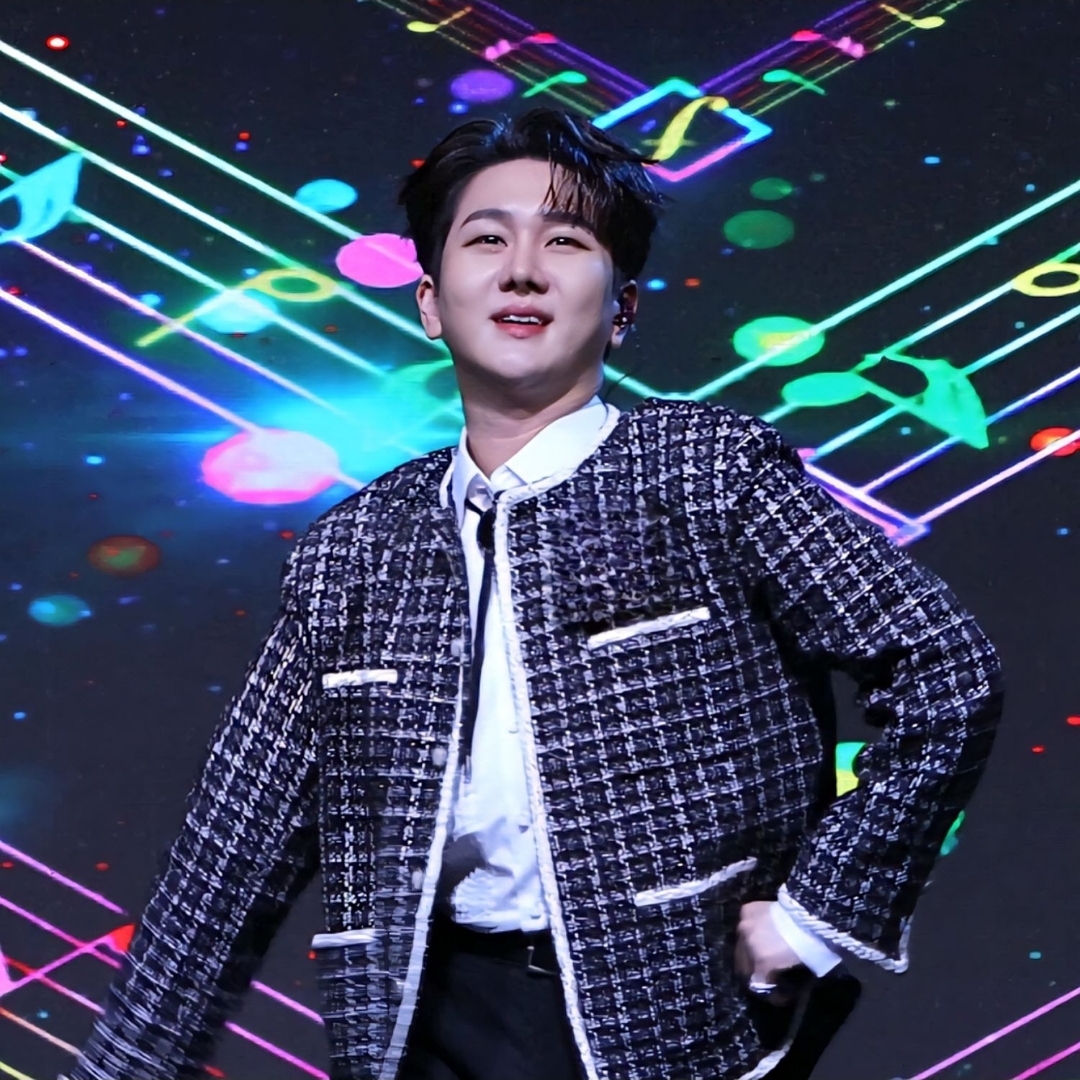 金秀瓒的最新照片