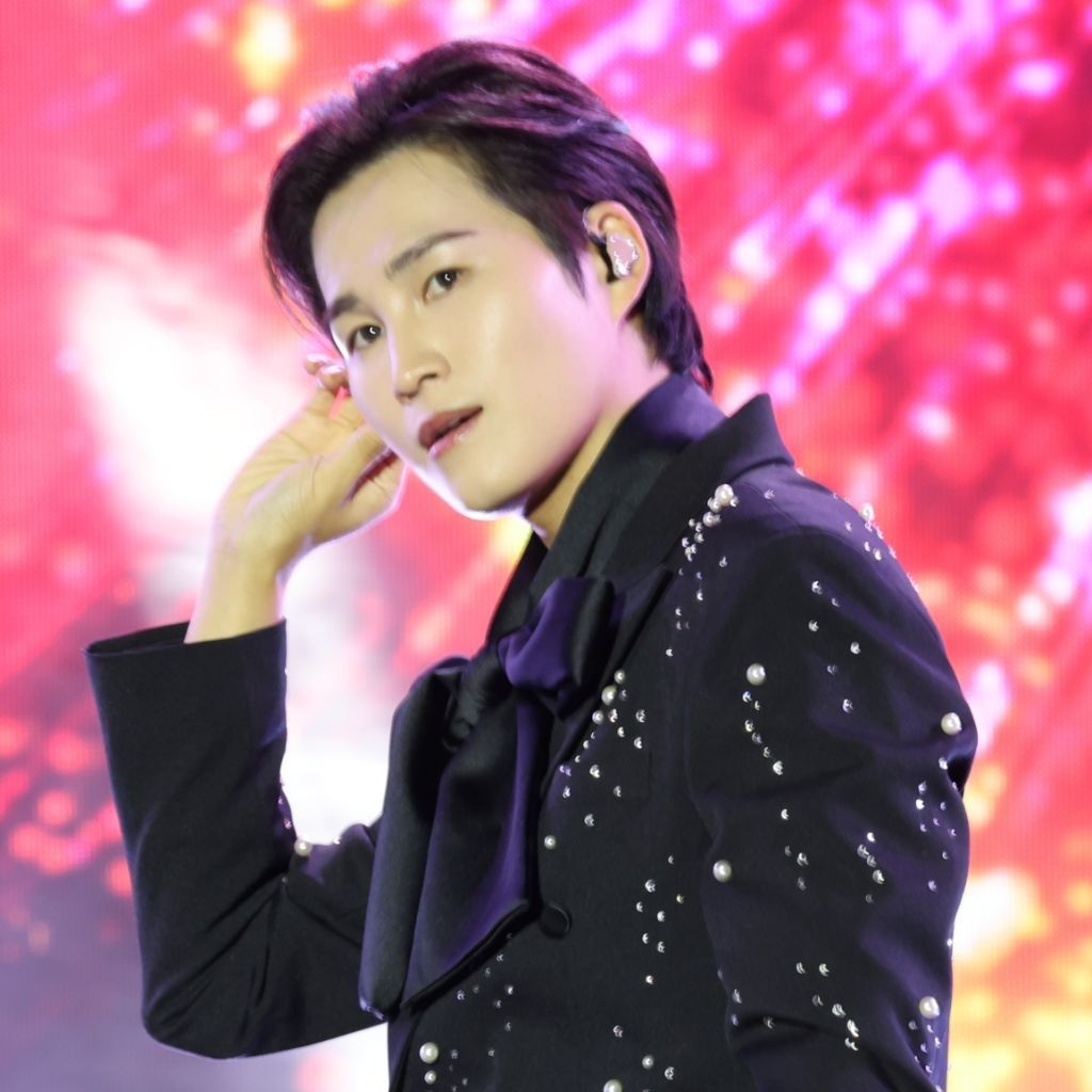 Behind-the-scenes cut of Kim Heejae