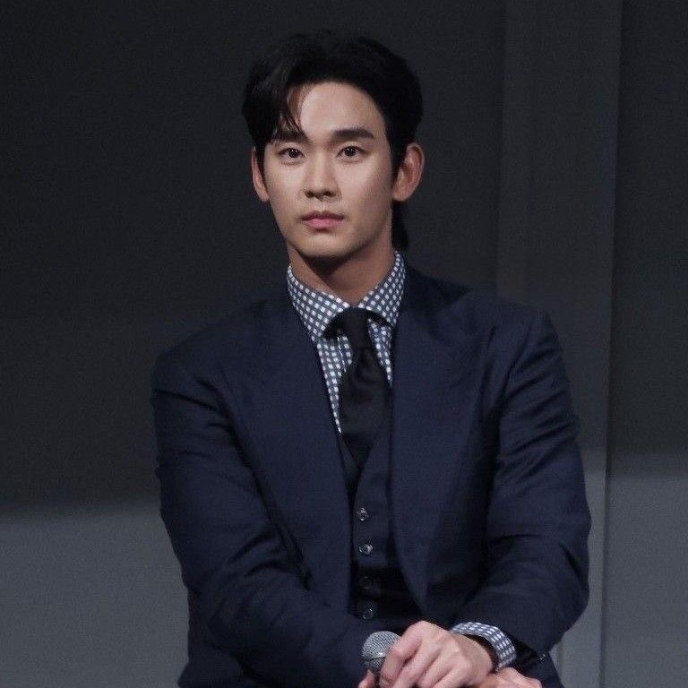 キム・スヒョンの最近の活動ショット