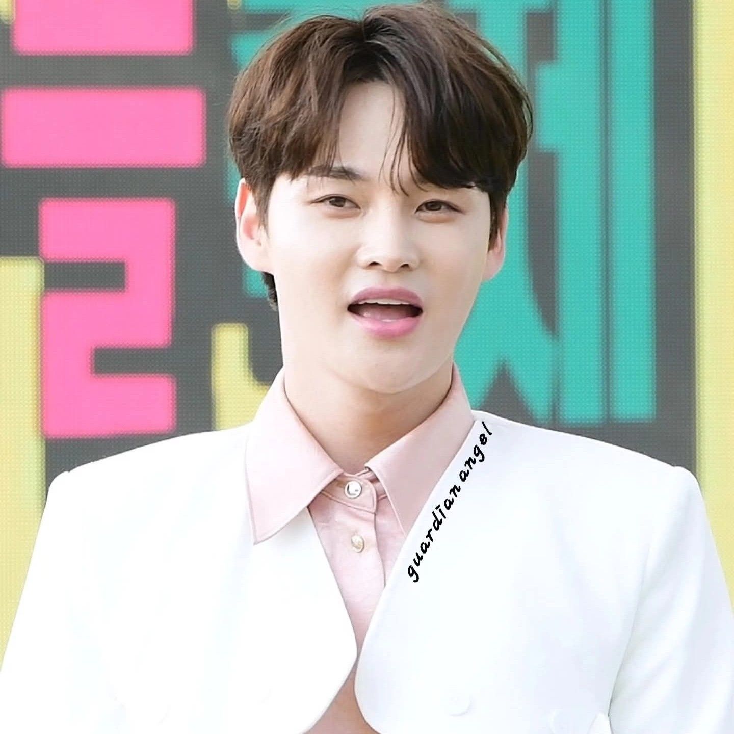 박서진 최근 활동샷