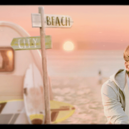 Behind-the-scenes cut of Kim Jiwon