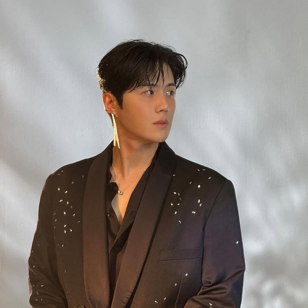 Latest photo of Kim Seonho