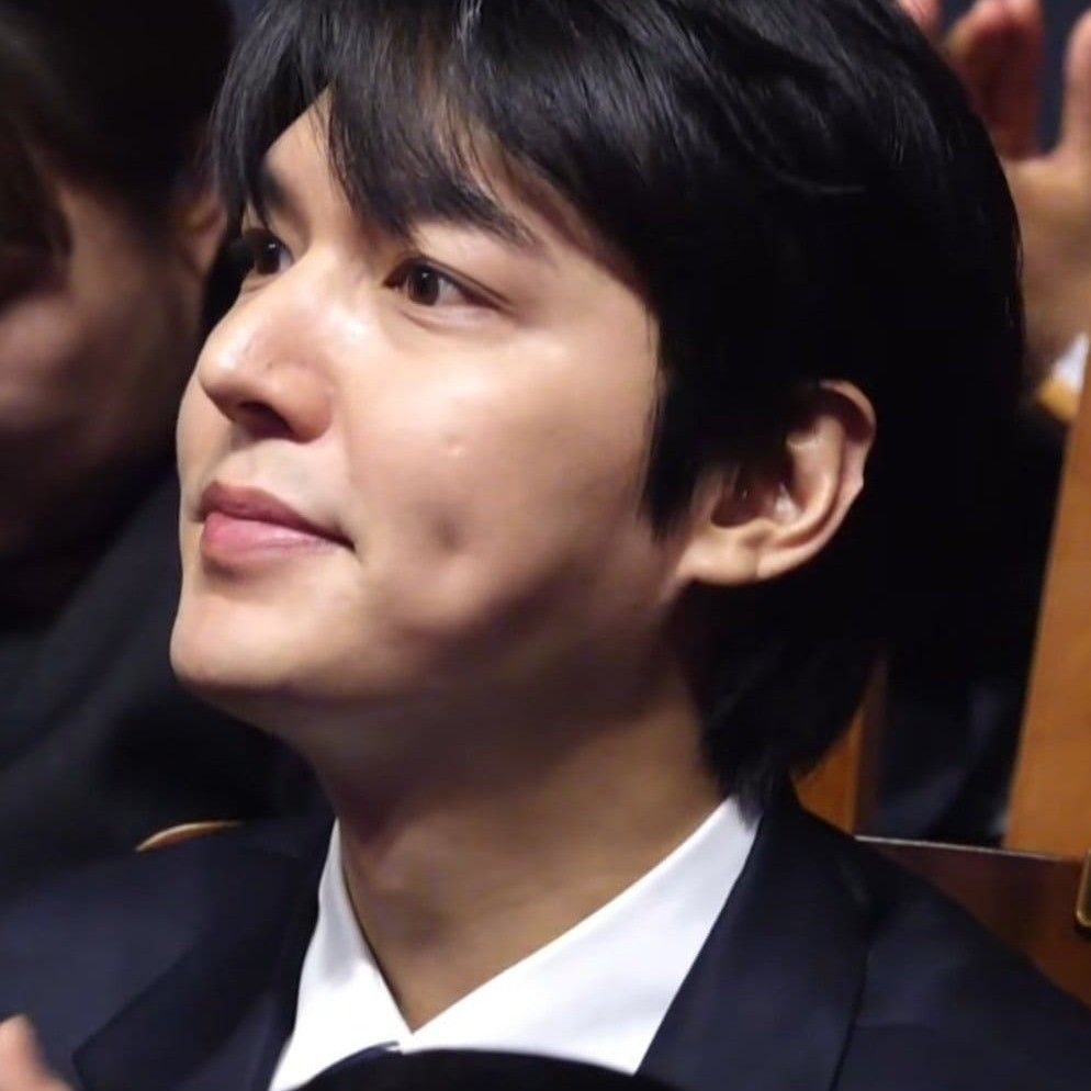 Behind-the-scenes cut of Lee Minho
