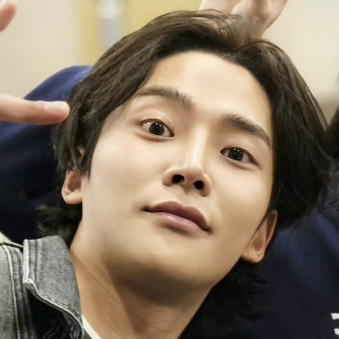 로운 최근 활동샷