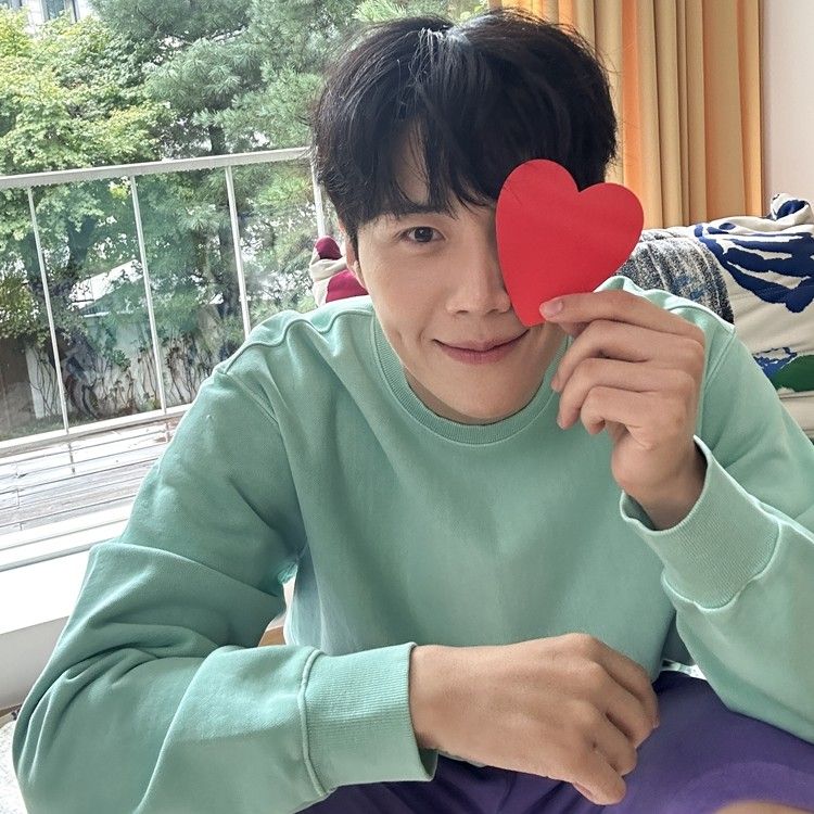 Recent activity shot of Kim Seonho