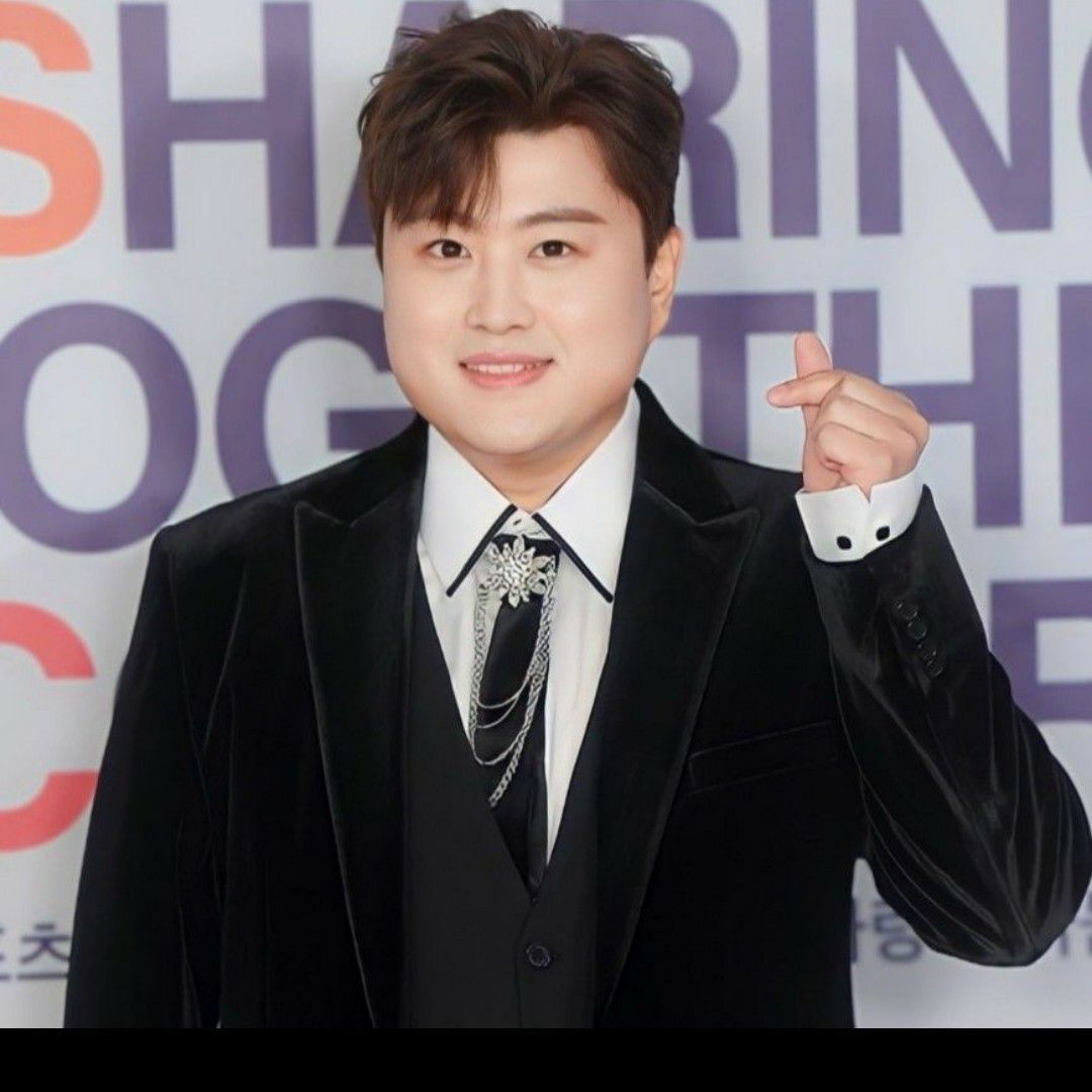 Cuplikan di balik layar dari Kim Hojoong