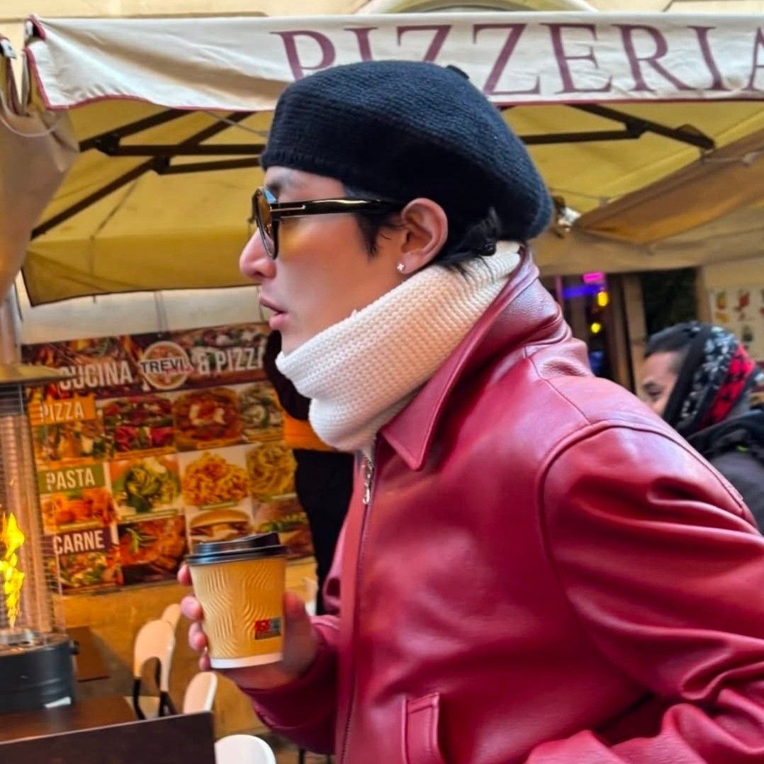 A moment captured by a fan of Lee Soohyuk