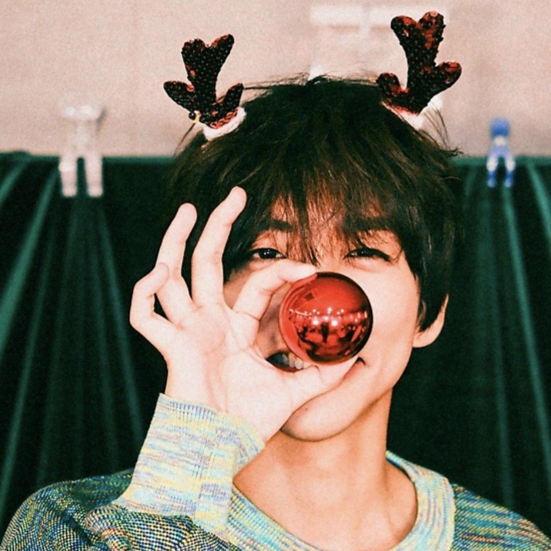 A moment captured by a fan of Lee Seungyoon