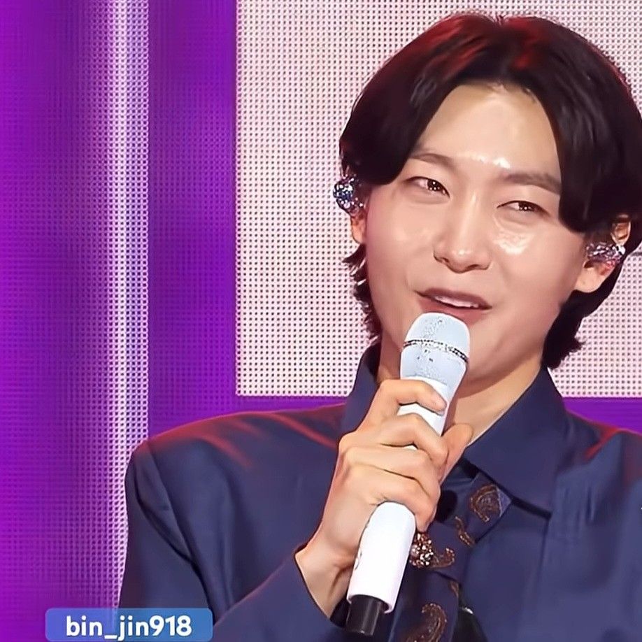 Behind-the-scenes cut of Kim Yongbin