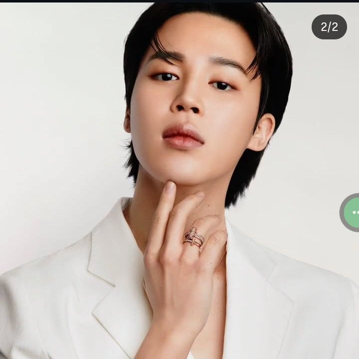 Recent activity shot of Ha Jimin