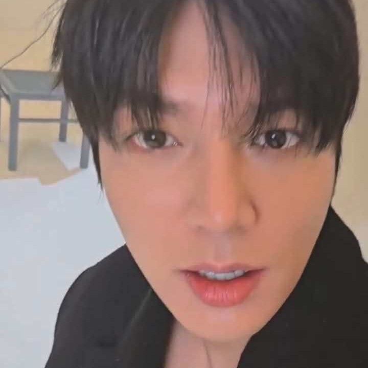 李敏镐的最新照片