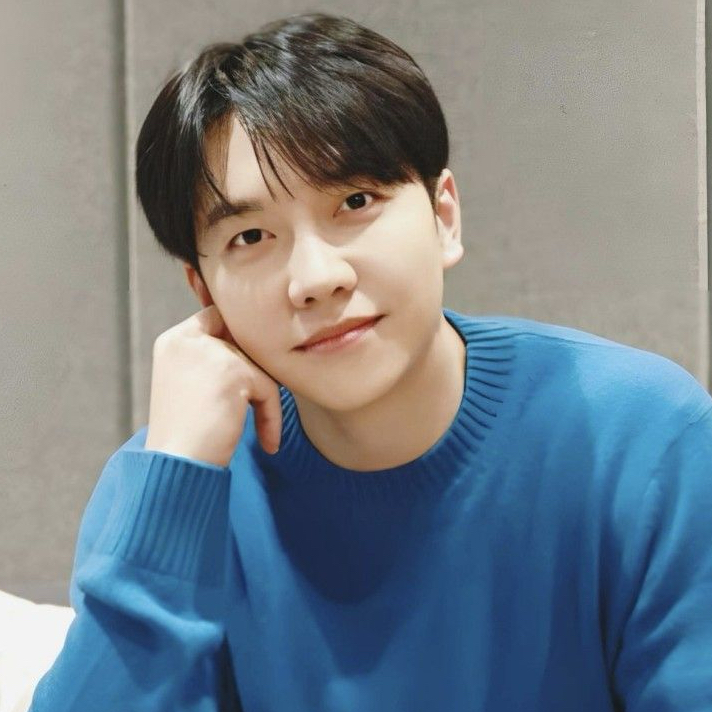 A moment captured by a fan of Lee Seunggi