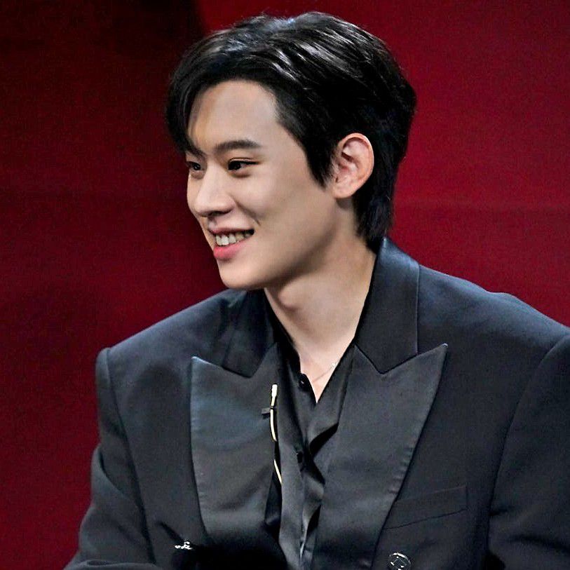 Recent activity shot of Kim Sungcheol