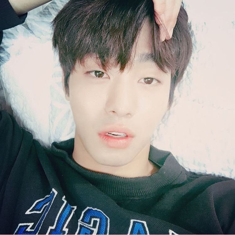 Recent activity shot of Ahn Hyoseop