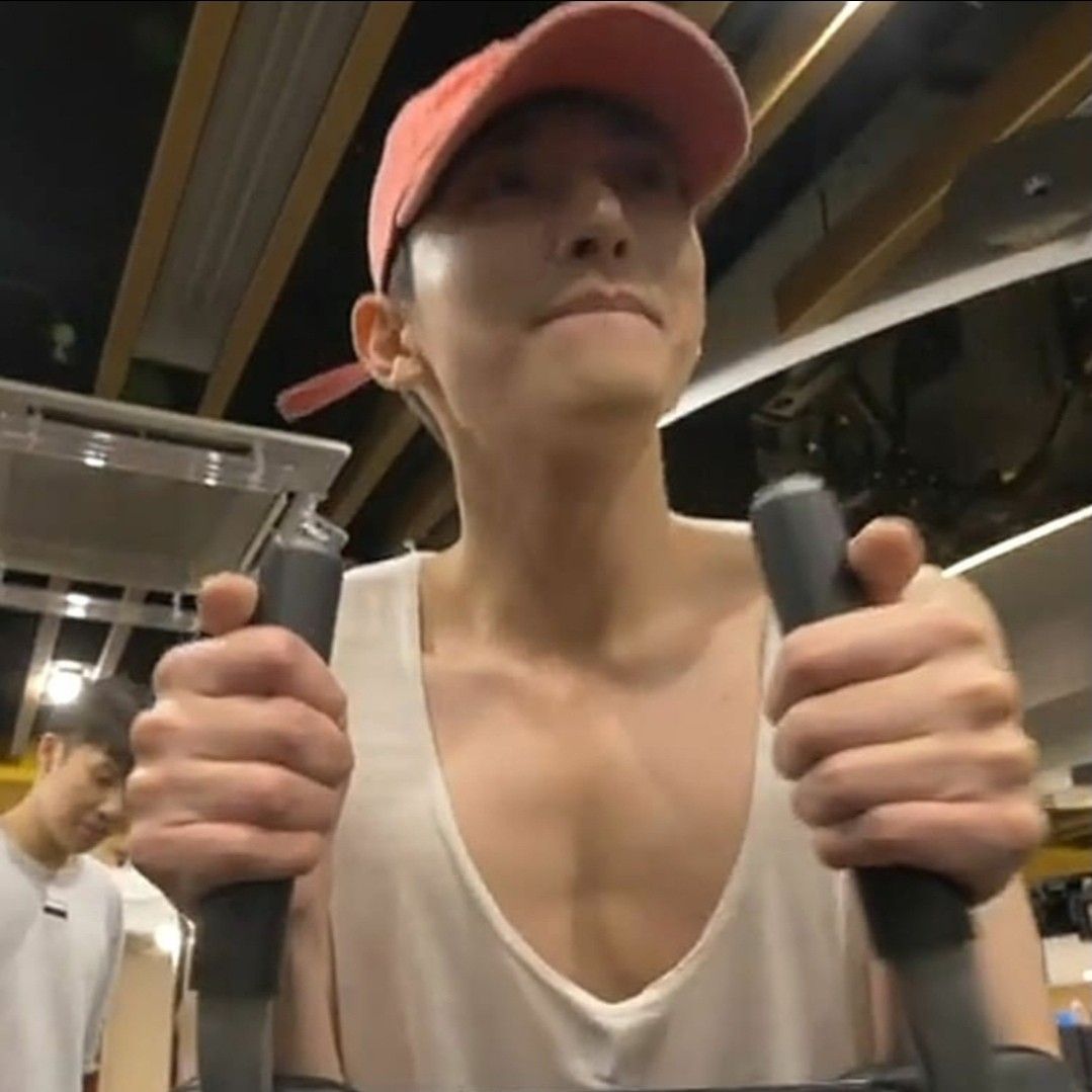 Recent activity shot of Lee Soohyuk