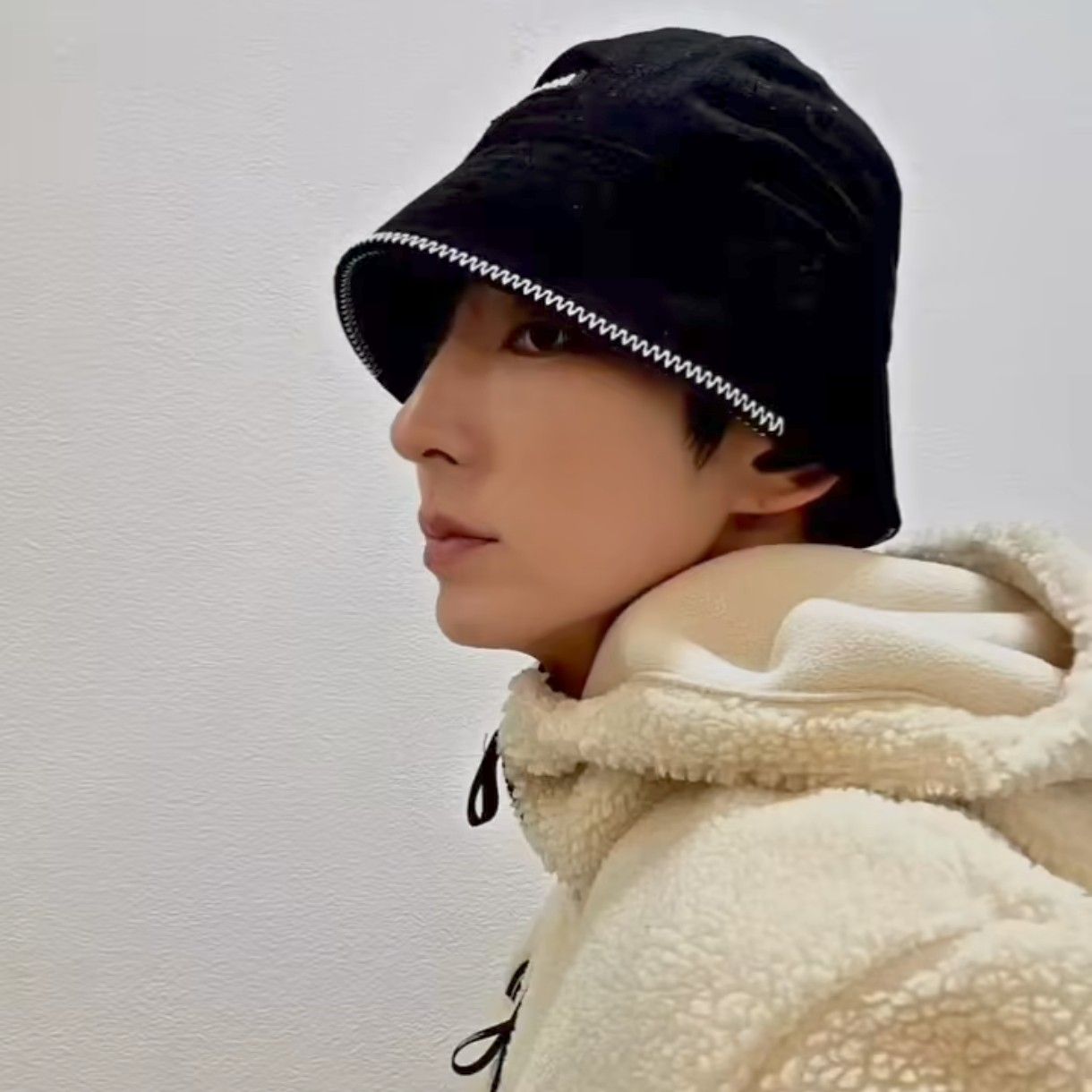 A moment captured by a fan of Lee Joongi