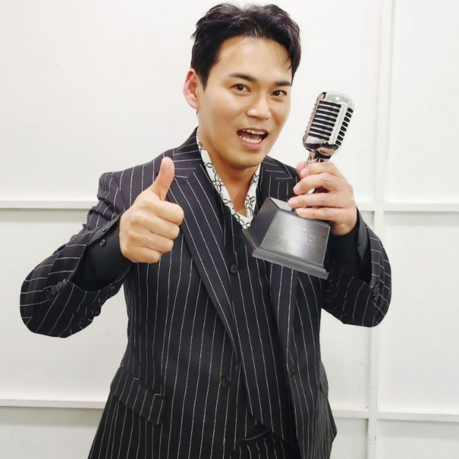 Recent activity shot of Lee Jung