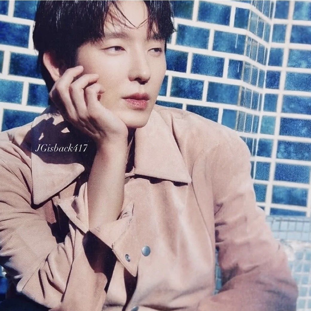 Foto terbaru dari Lee Joongi