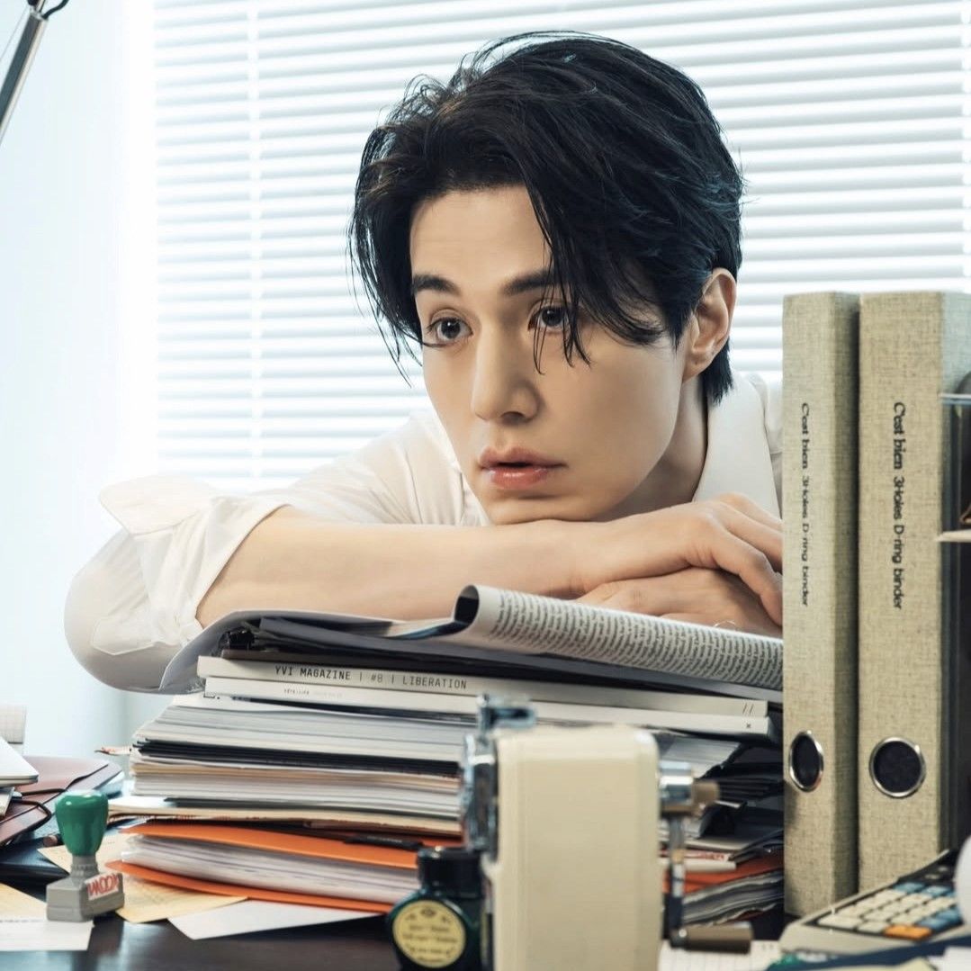 Recent activity shot of Lee Dongwook