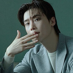 Behind-the-scenes cut of Lee Jongsuk