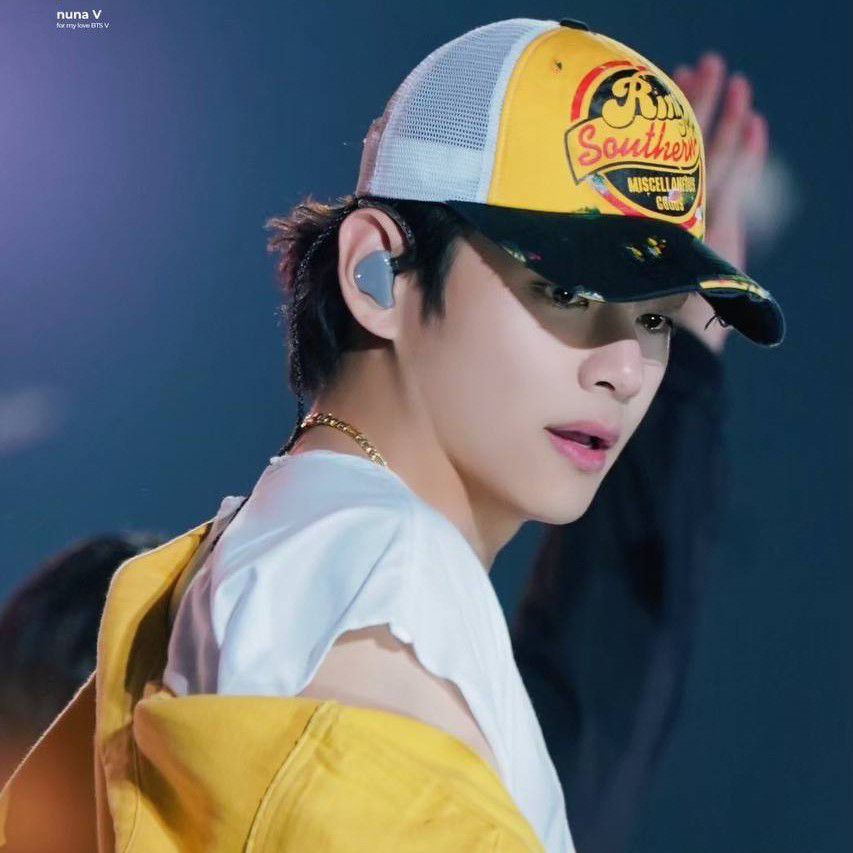 A moment captured by a fan of Kim Taehyung (V)