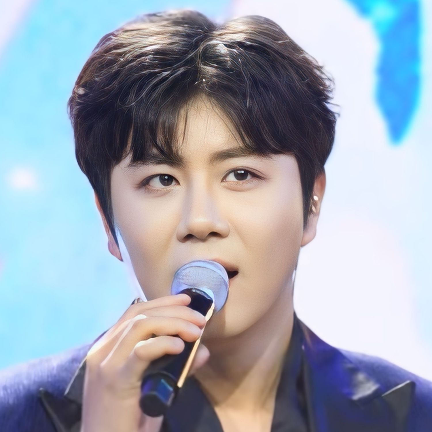 Recent activity shot of Jin Haesung