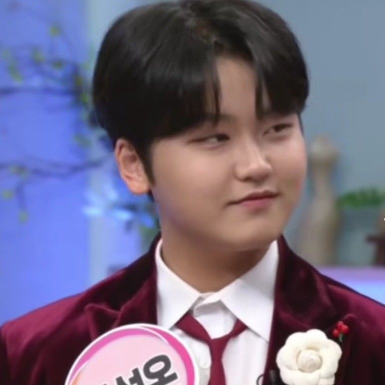 Behind-the-scenes cut of Park Sungon