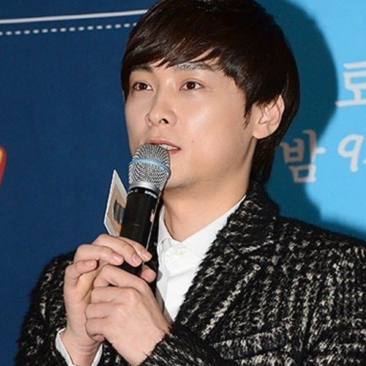 Latest photo of Min Kyunghoon