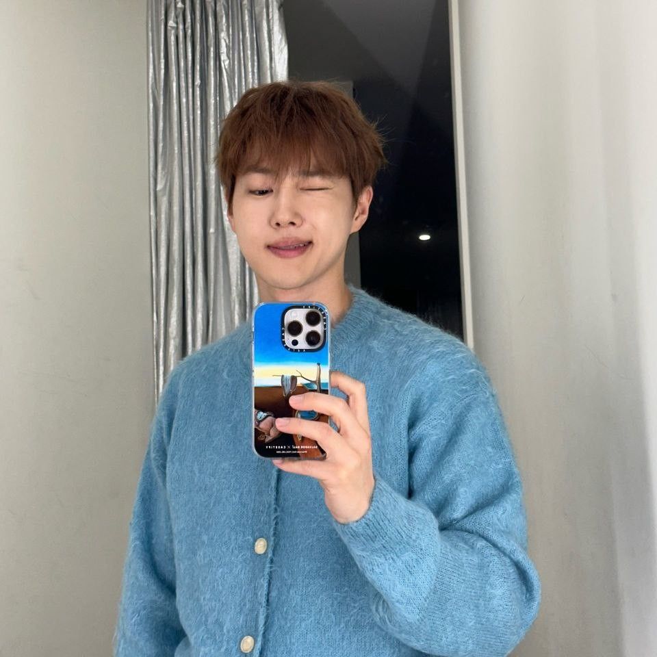 Recent activity shot of Suho