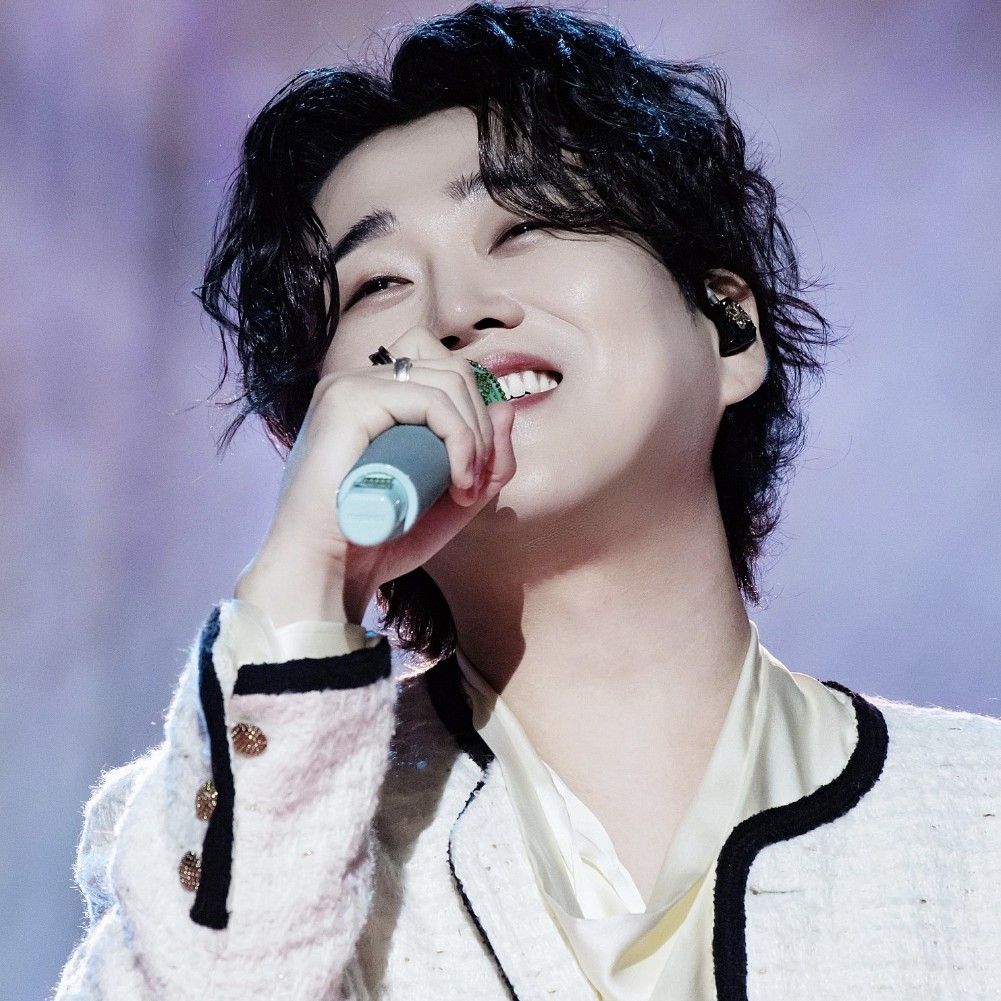 Latest photo of Hwang Youngwoong