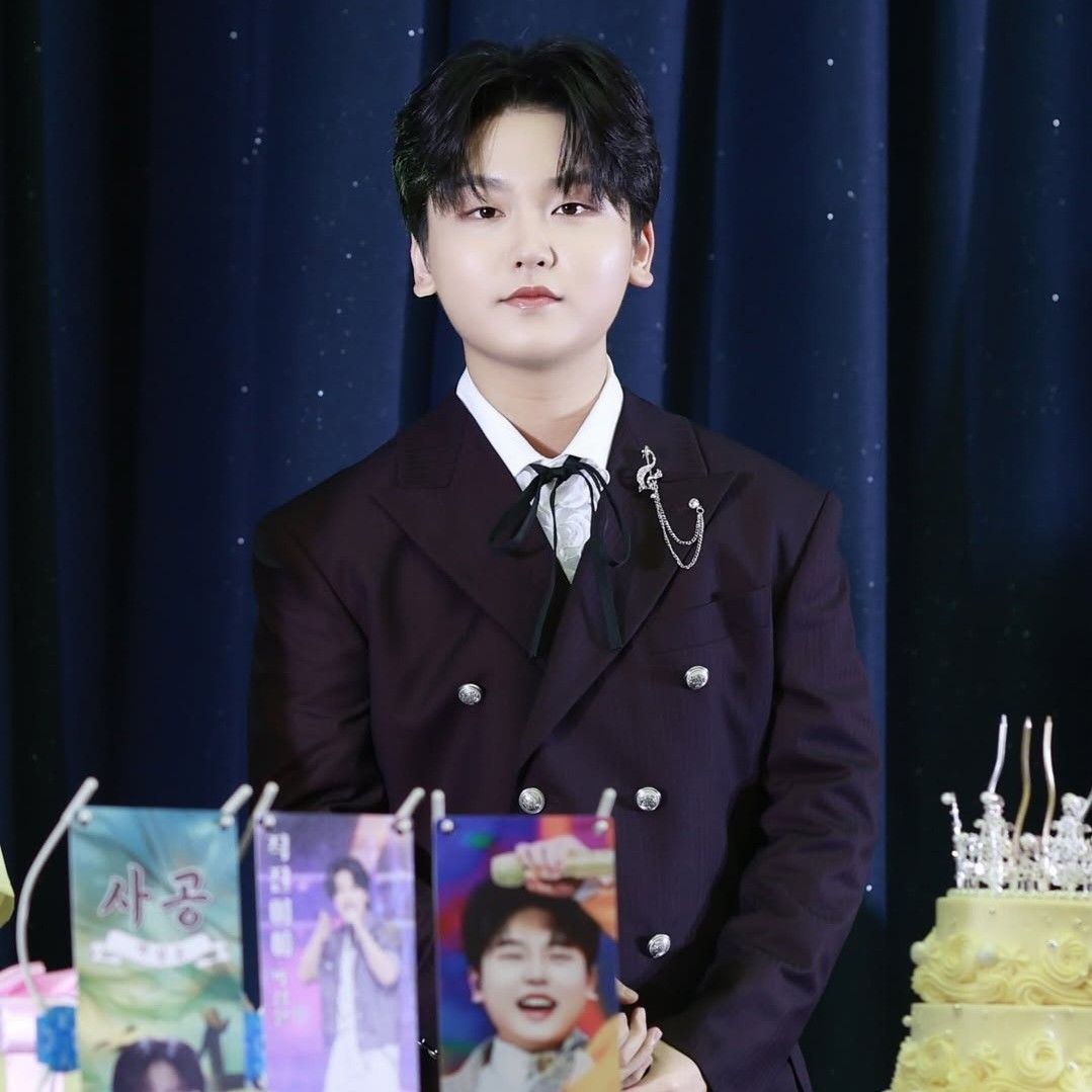 Behind-the-scenes cut of Park Sungon