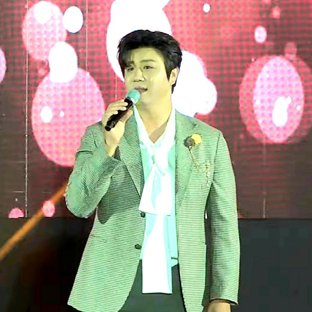 Recent activity shot of Jin Haesung