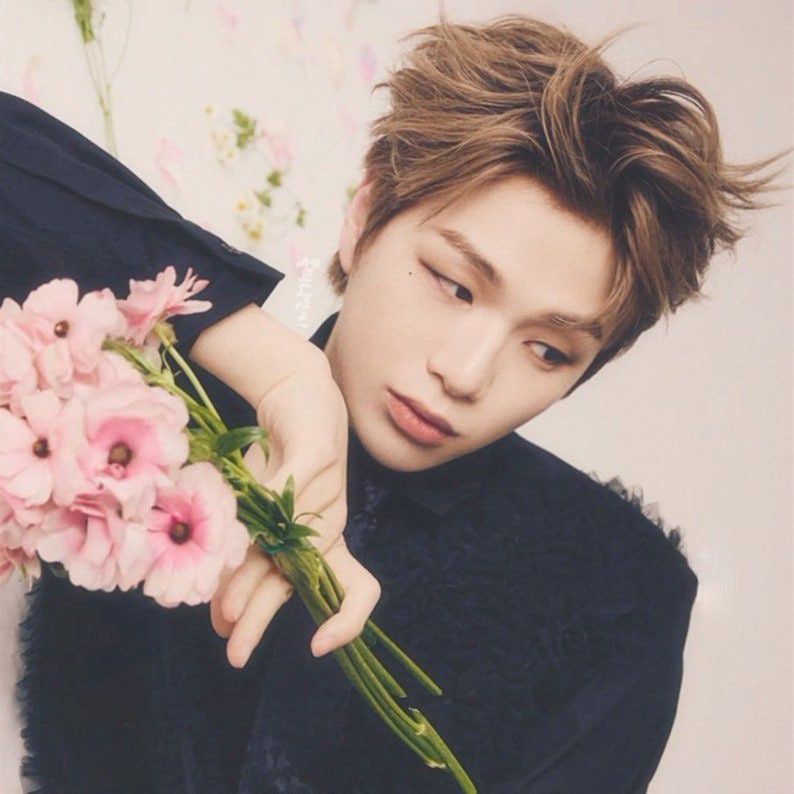 Behind-the-scenes cut of Secret Garden