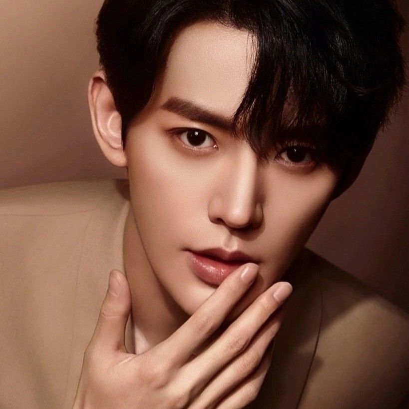 Behind-the-scenes cut of Deng Wei