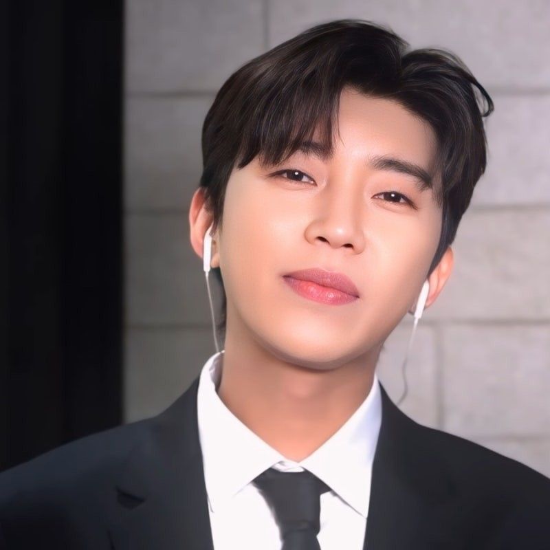 Cuplikan di balik layar dari Lim Youngwoong