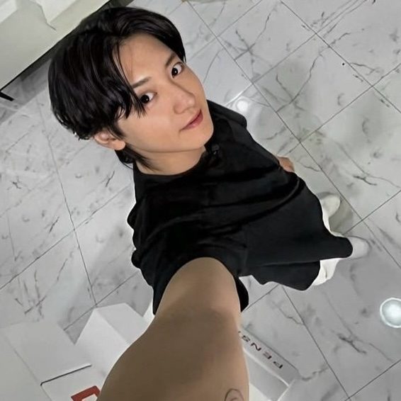 Recent activity shot of Chanyeol