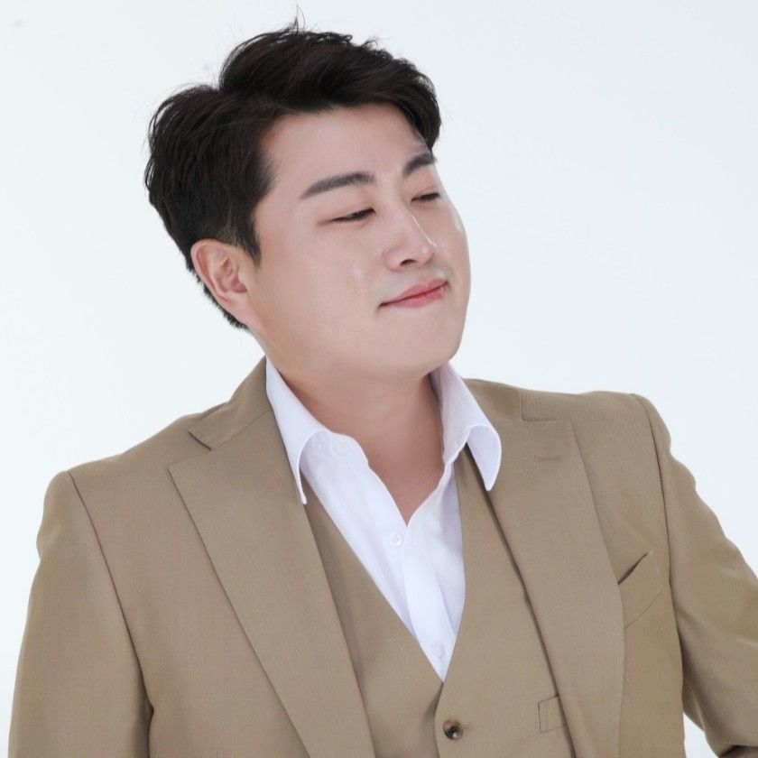 Cuplikan di balik layar dari Kim Hojoong