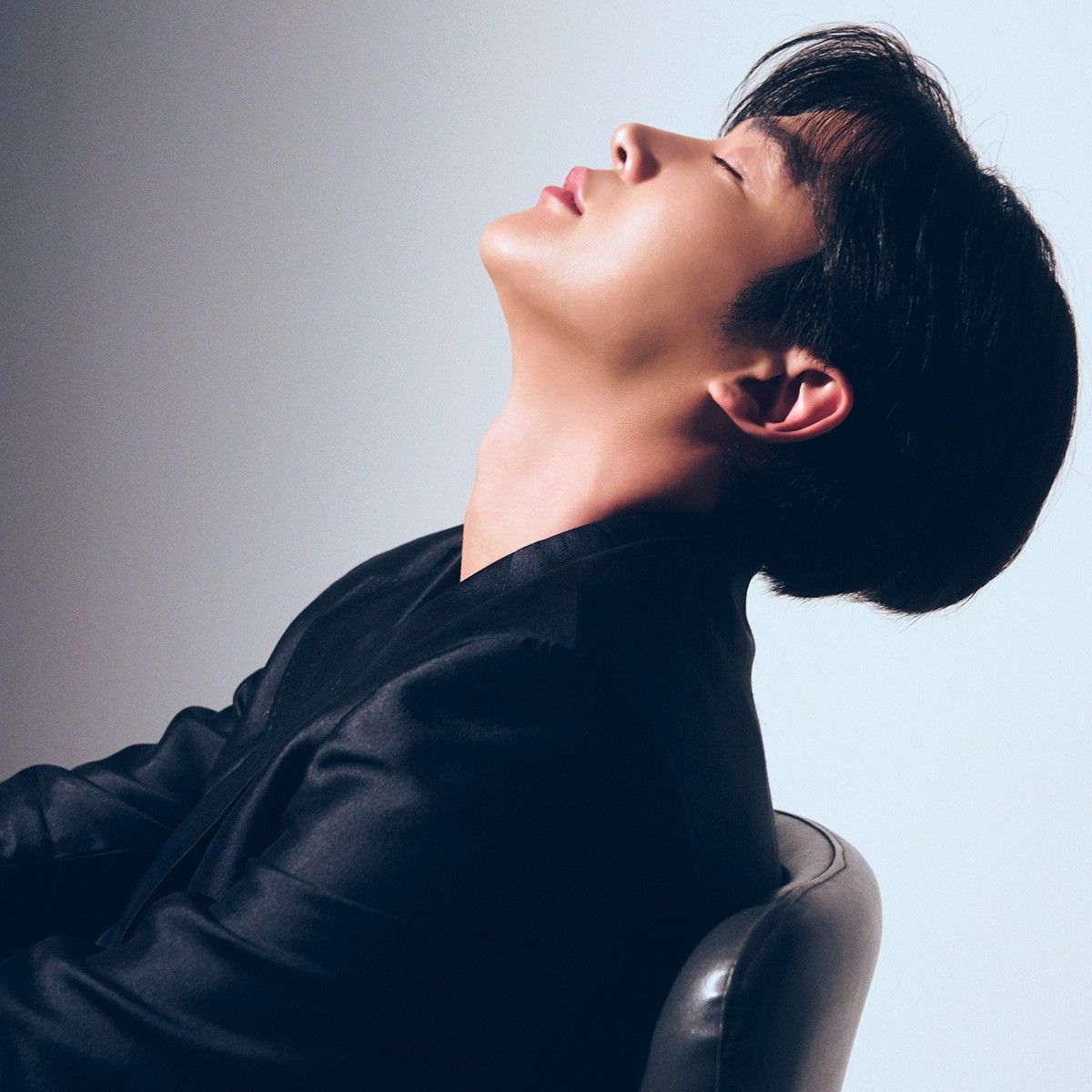 Foto terbaru dari Rowoon