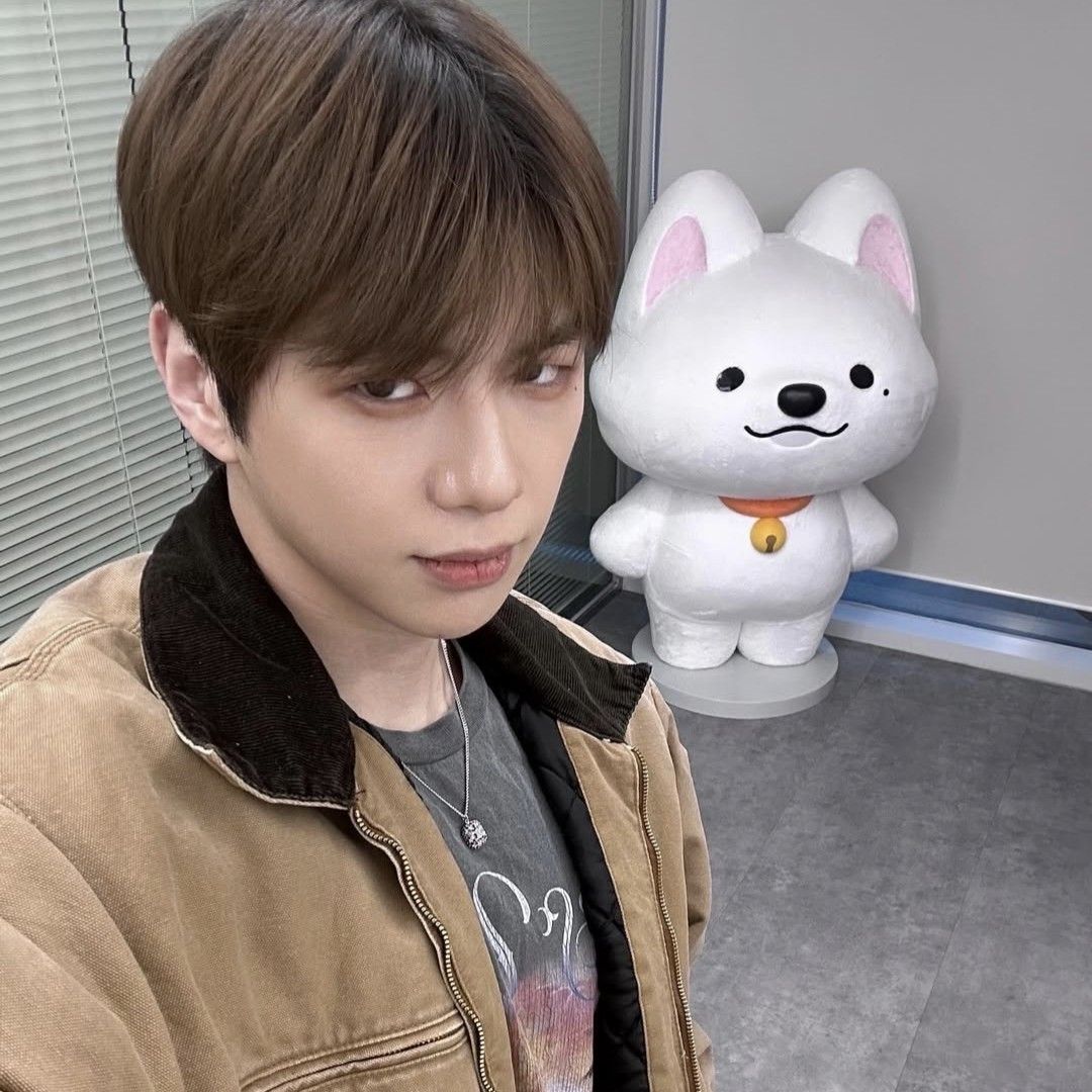 Behind-the-scenes cut of Secret Garden