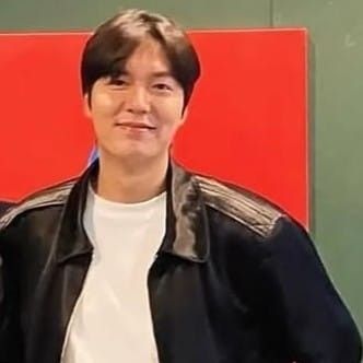 Behind-the-scenes cut of Lee Minho