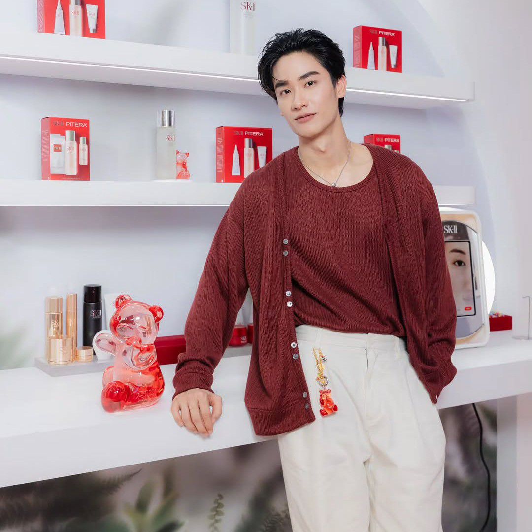 Latest photo of Tay Tawan Vihokratana